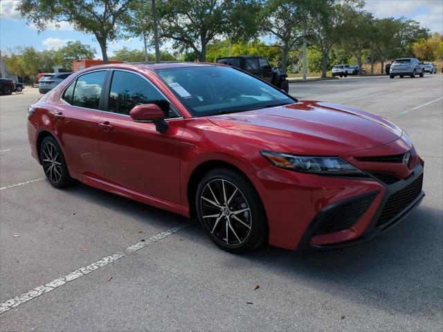 2024 Toyota Camry SE