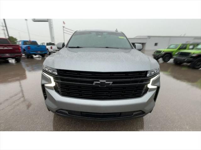 2023 Chevrolet Suburban 4WD RST