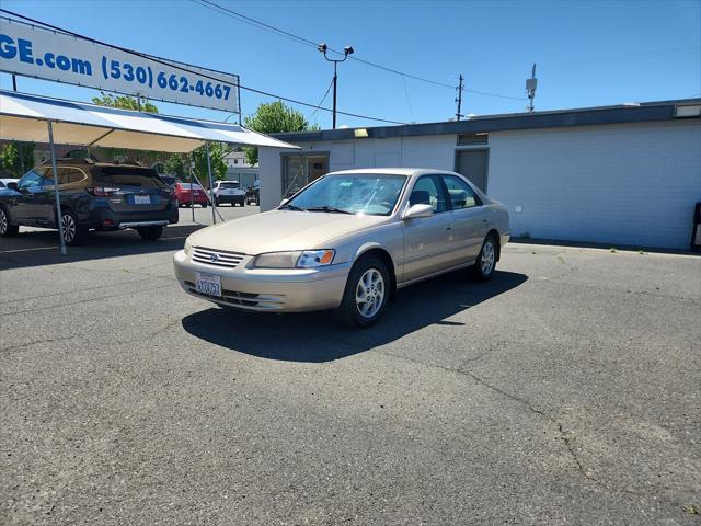 1999 Toyota Camry 