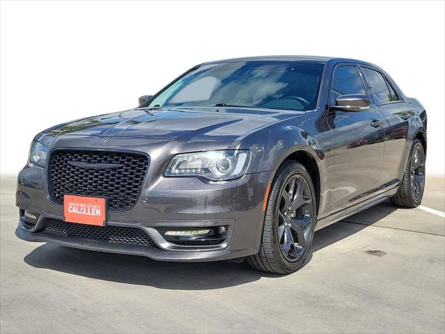 2021 Chrysler 300 Touring L