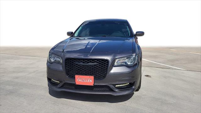 2021 Chrysler 300 Touring L