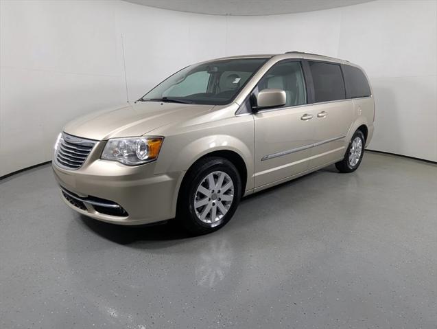 2016 Chrysler Town and Country Touring
