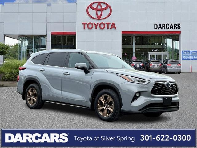 2023 Toyota Highlander Hybrid XLE Bronze