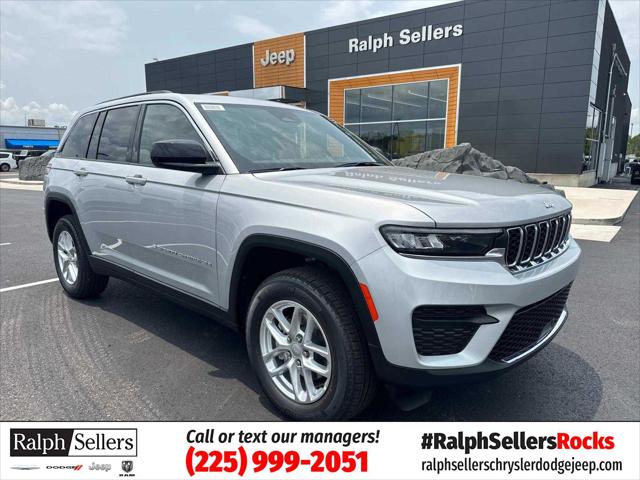 2025 Jeep Grand Cherokee GRAND CHEROKEE LAREDO X 4X2