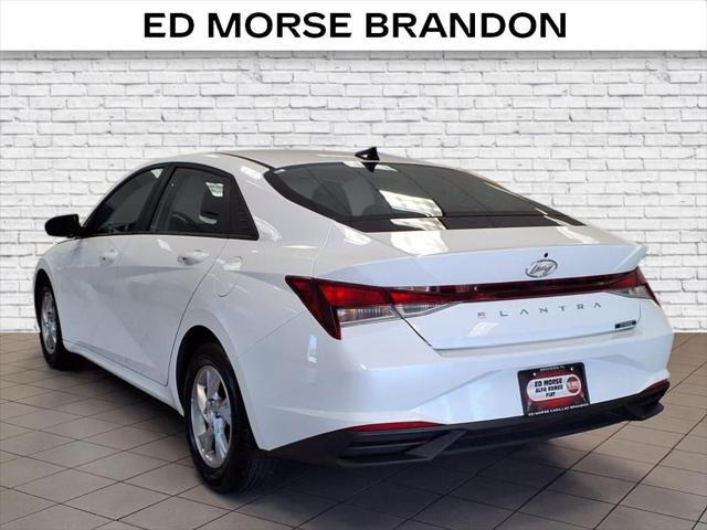 2021 Hyundai Elantra SE