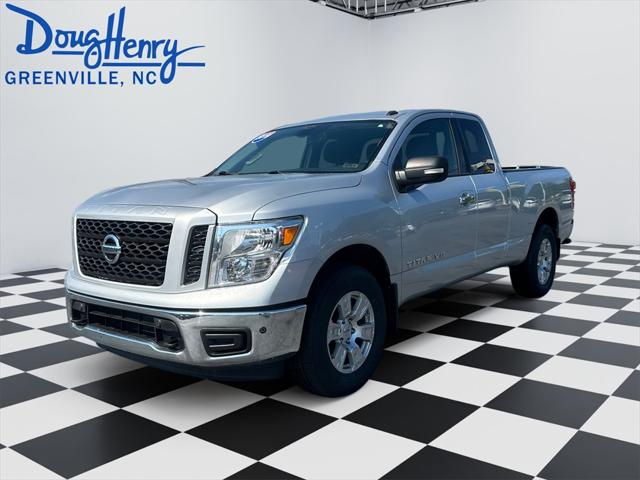 2019 Nissan TITAN SV