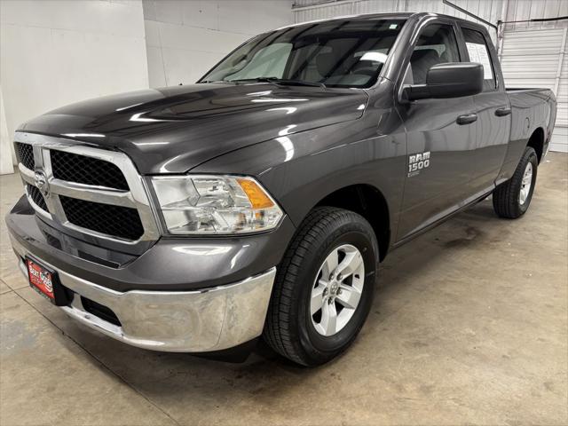 2024 RAM 1500 Classic SLT Quad Cab 4x4 64 Box