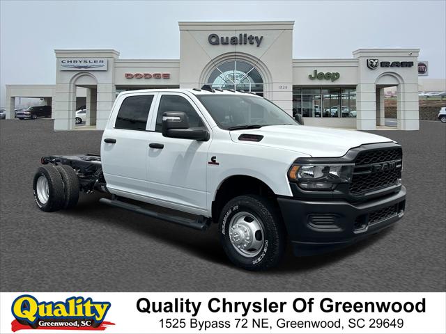 2024 RAM Ram 3500 Chassis Cab RAM 3500 TRADESMAN CREW CAB CHASSIS 4X4 60 CA