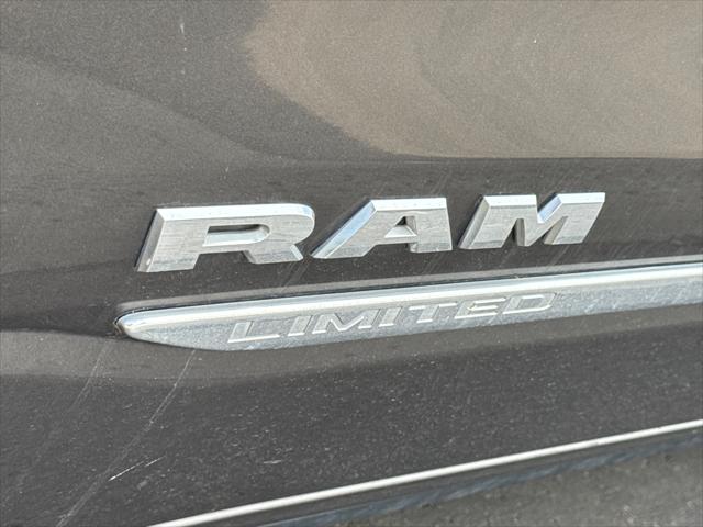 2019 RAM 1500 Limited Crew Cab 4x4 64 Box