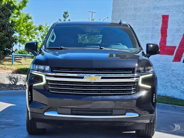2023 Chevrolet Suburban 2WD LT