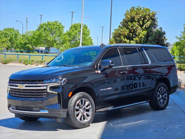 2023 Chevrolet Suburban 2WD LT