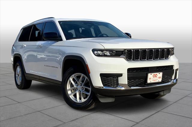 2023 Jeep Grand Cherokee L Laredo 4x4