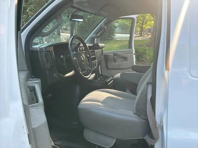 2019 GMC Savana 2500 Work Van