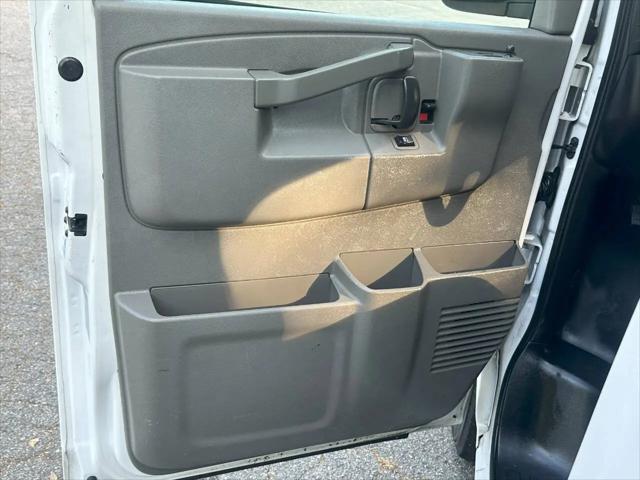 2019 GMC Savana 2500 Work Van