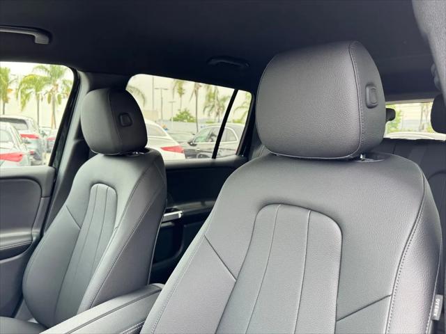 2025 Mercedes-Benz GLB GLB 250
