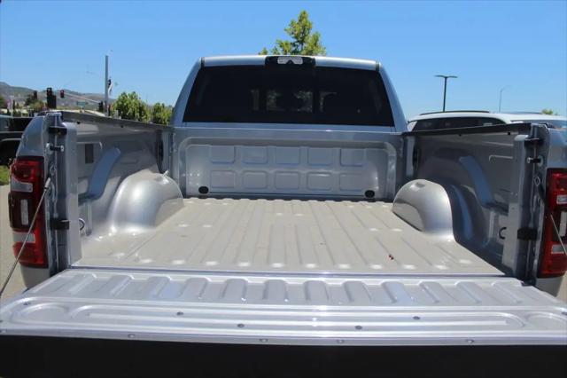2024 Ram 2500 Tradesman Crew Cab 4x4 6'4" Box