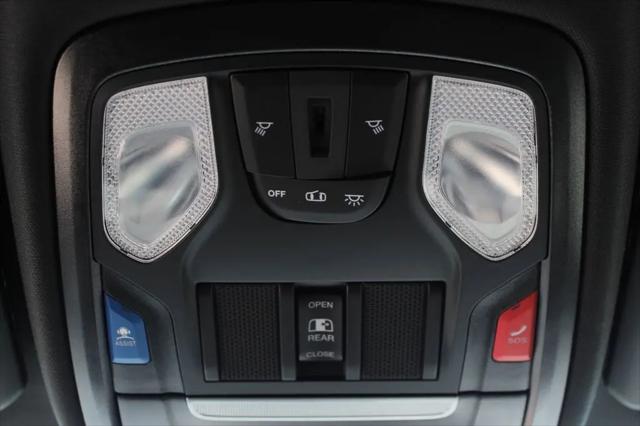 2024 Ram 2500 Tradesman Crew Cab 4x4 6'4" Box