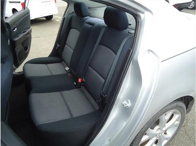 2009 Mazda Mazda3 i