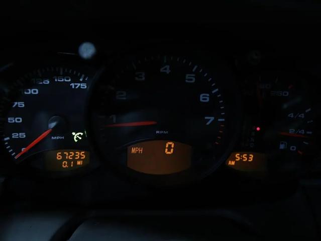 2001 Porsche 911 Carrera