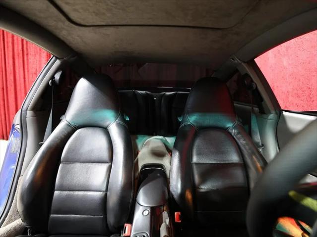 2001 Porsche 911 Carrera