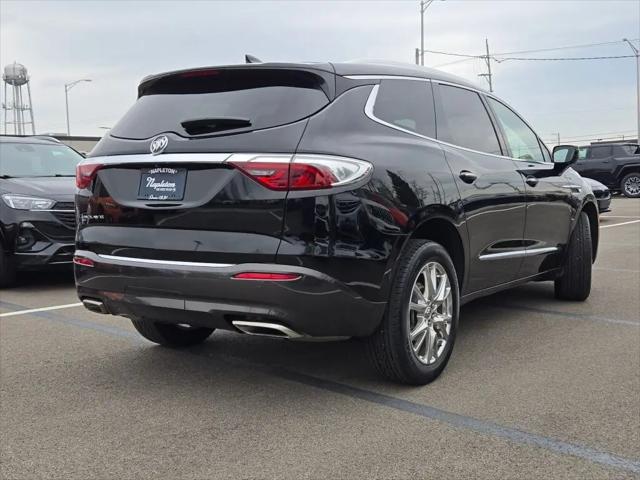 2023 Buick Enclave Essence AWD