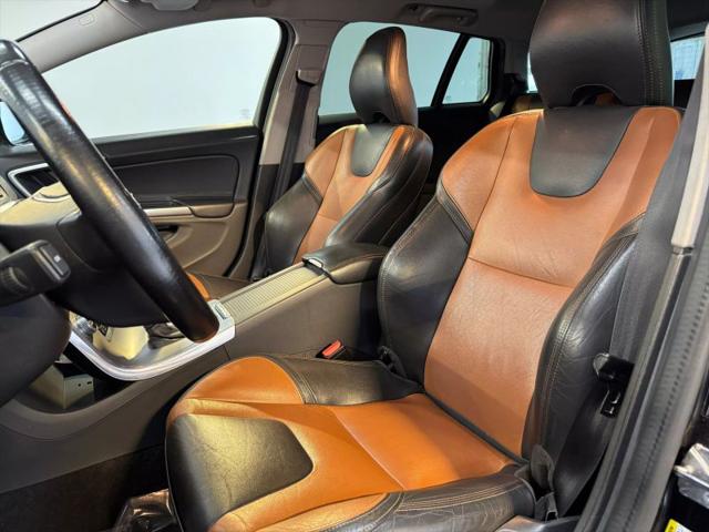 2017 Volvo V60 Cross Country T5
