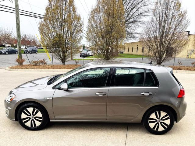 2016 Volkswagen e-Golf SE