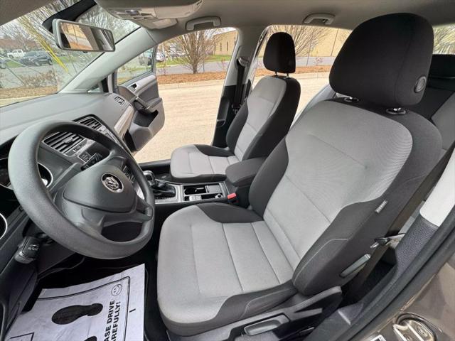2016 Volkswagen e-Golf SE