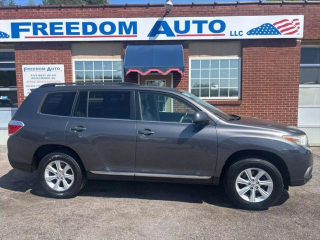 2011 Toyota Highlander SE