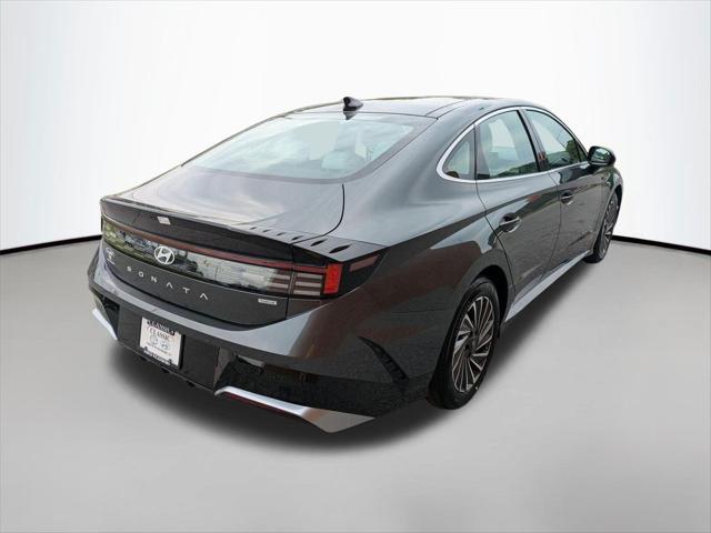 2025 Hyundai Sonata Hybrid Limited