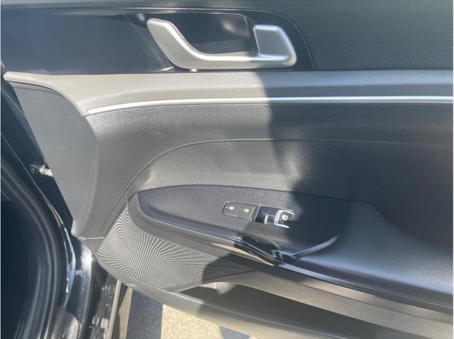 2021 Kia K5 LXS