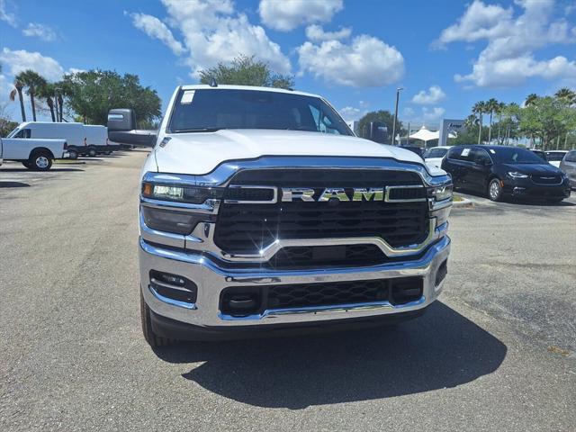 2025 RAM Ram 2500 RAM 2500 TRADESMAN CREW CAB 4X4 8 BOX