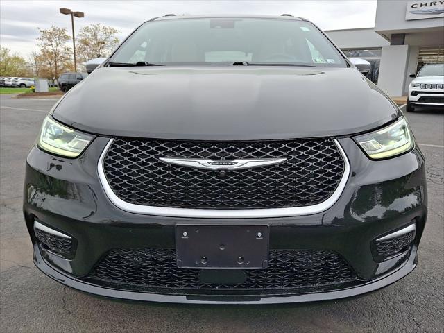 2022 Chrysler Pacifica Hybrid Pinnacle