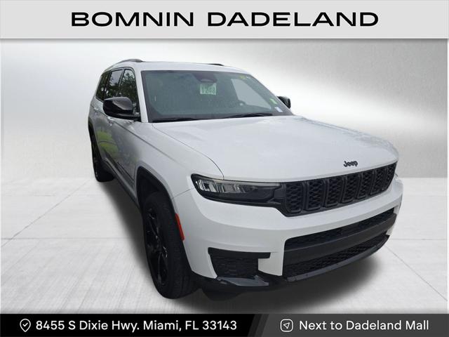 2022 Jeep Grand Cherokee L Altitude 4x4 2022 Jeep Grand Cherokee L Altitude 4x4