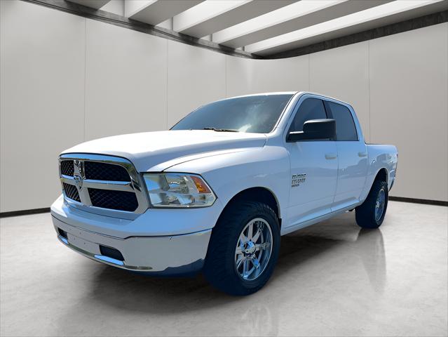 2021 RAM 1500 Classic SLT Crew Cab 4x4 57 Box