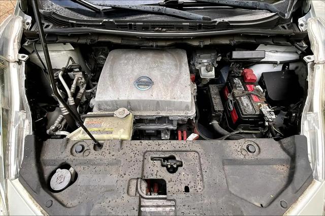 2013 Nissan LEAF SL