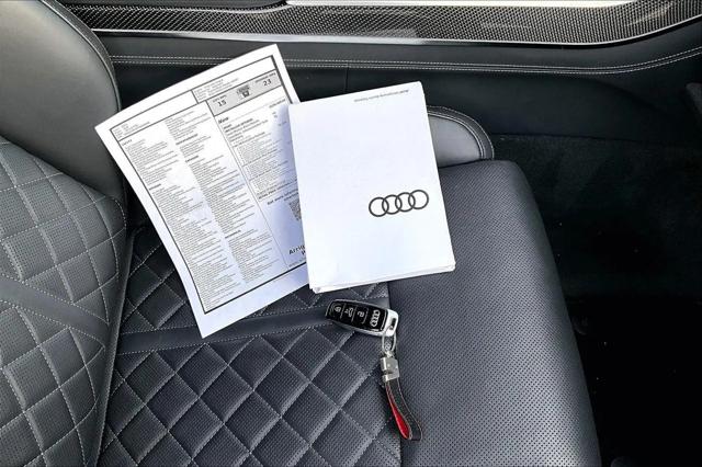 2023 Audi S8 TFSI quattro Tiptronic