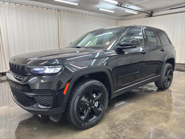 2025 Jeep Grand Cherokee GRAND CHEROKEE ALTITUDE 4X4