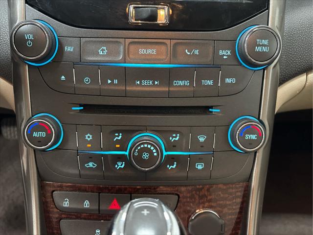 Used 2013 Chevrolet Malibu For Sale in Wilmington, OH