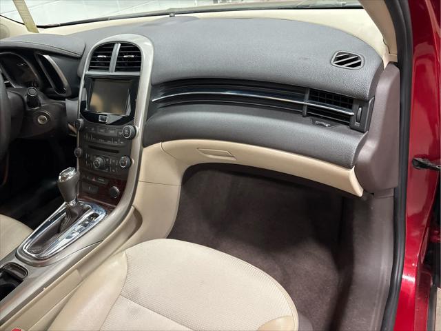 Used 2013 Chevrolet Malibu For Sale in Wilmington, OH