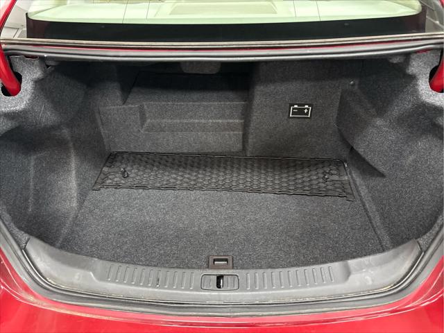 Used 2013 Chevrolet Malibu For Sale in Wilmington, OH