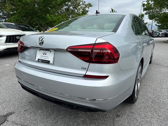 2017 Volkswagen Passat 1.8T R-Line