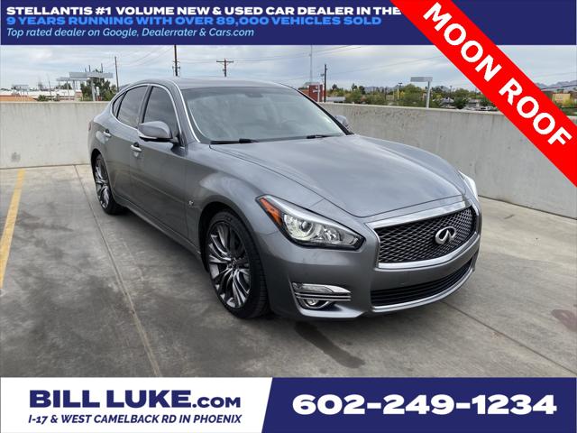 2017 INFINITI Q70 3.7