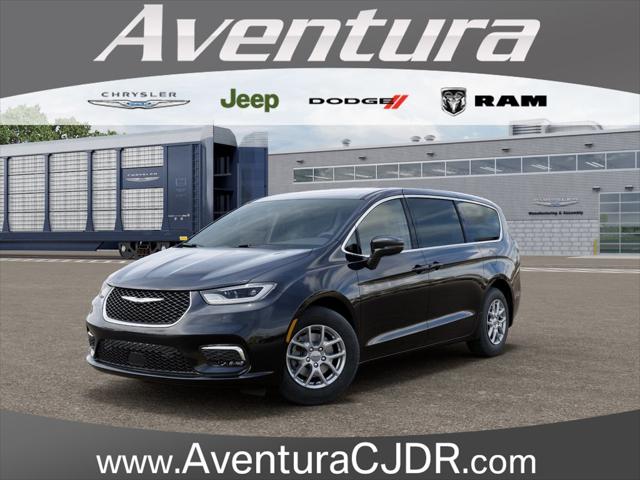 2025 Chrysler Pacifica Select for sale in North Miami Beach, FL