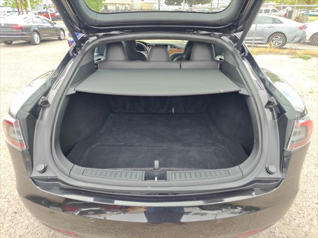 2017 Tesla Model S 90D