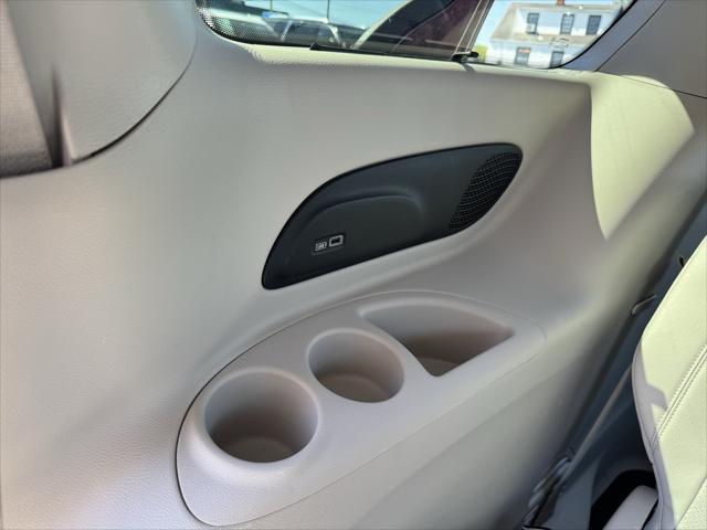 2020 Chrysler Pacifica Touring L Plus