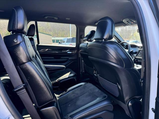 2023 Jeep Grand Cherokee L Altitude 4x4