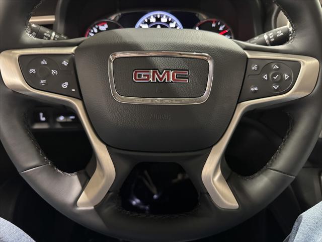 2023 GMC Acadia AWD Denali