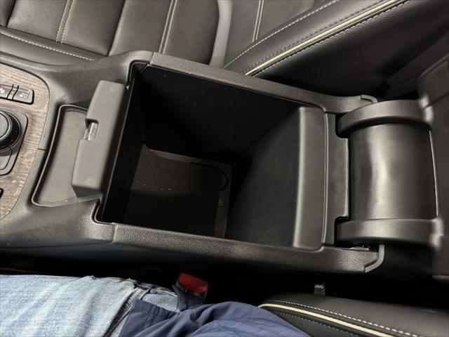 2023 GMC Acadia AWD Denali