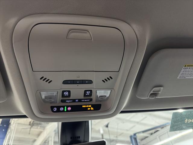 2023 GMC Acadia AWD Denali